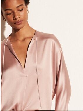 NWT Vince Tie Neck Band Collar Blouse 100% Silk  Top size XS Rose Blush